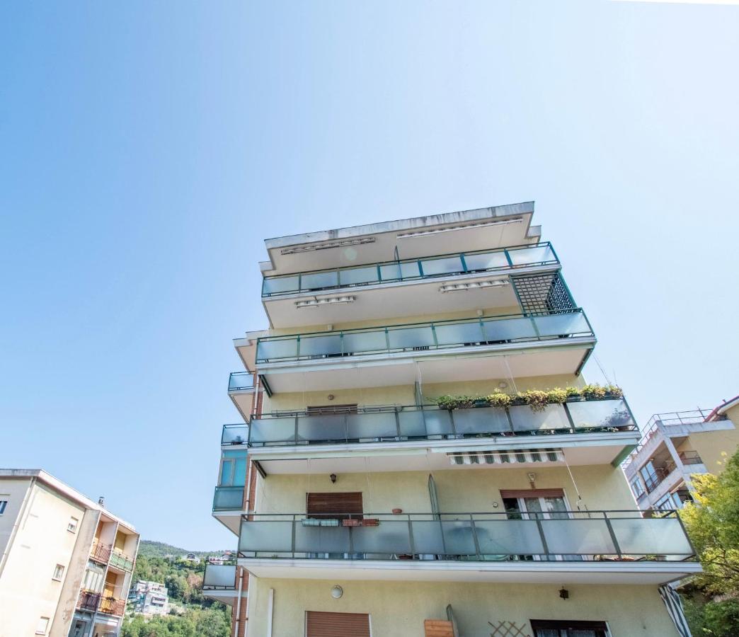 Free Parking -6 Posti Letto E Terrazzo Vista Mare Apartamento Trieste Exterior foto